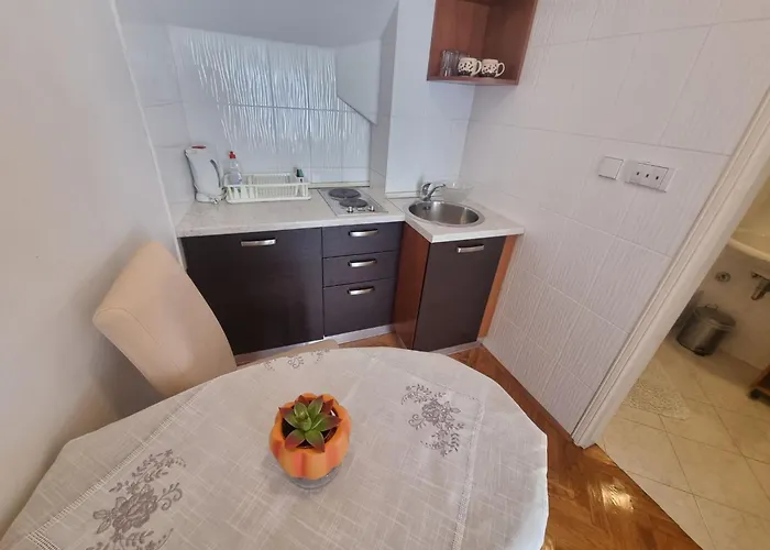 Апартаменты Studio-wohnung In By Interhome Нови-Винодолски