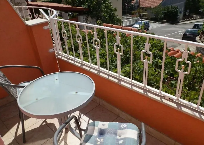 Studio-wohnung In By Interhome